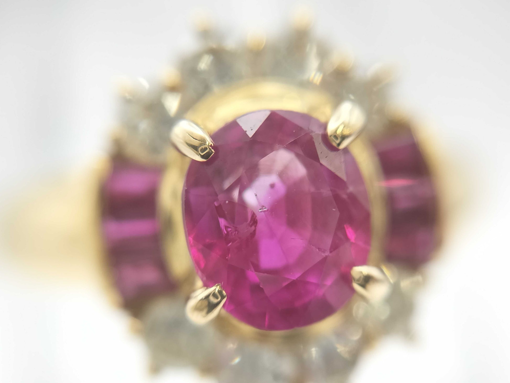 R0.684/0.201ct D0.40ct K18 4.6g Ring