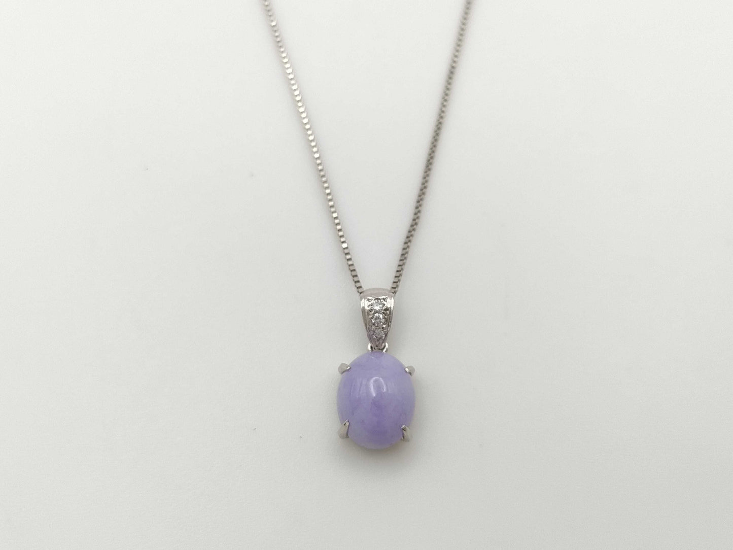 Lavender Jade 3.60ct D0.03ct PT900/850 3.8g Necklace