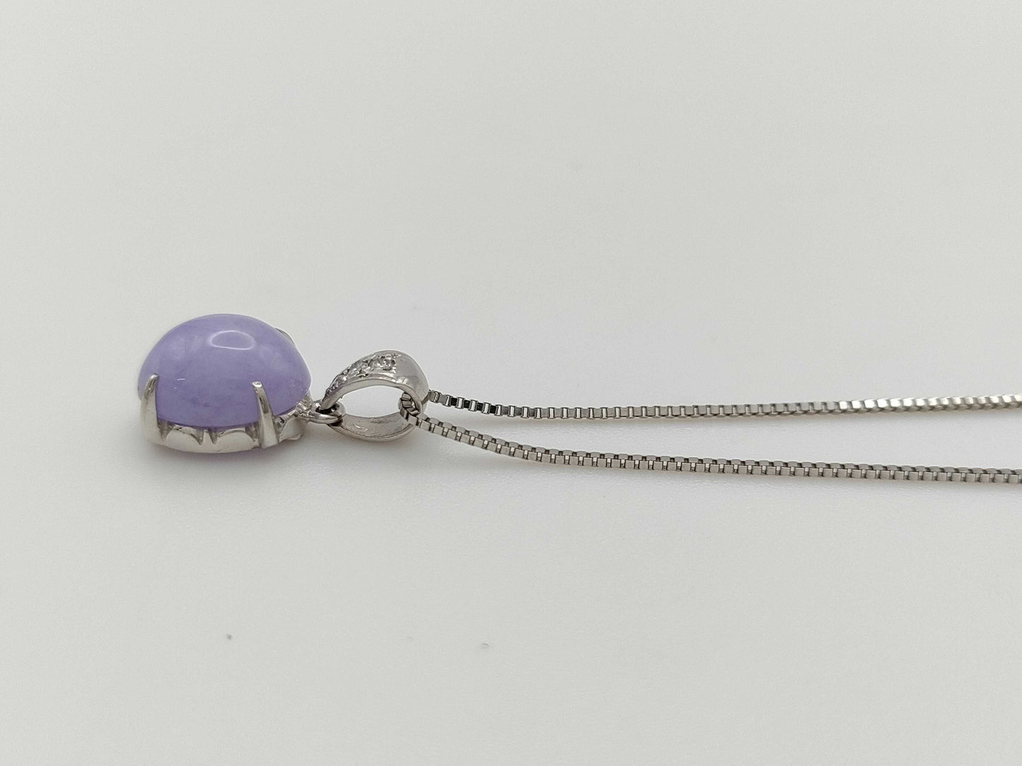 Lavender Jade 3.60ct D0.03ct PT900/850 3.8g Necklace