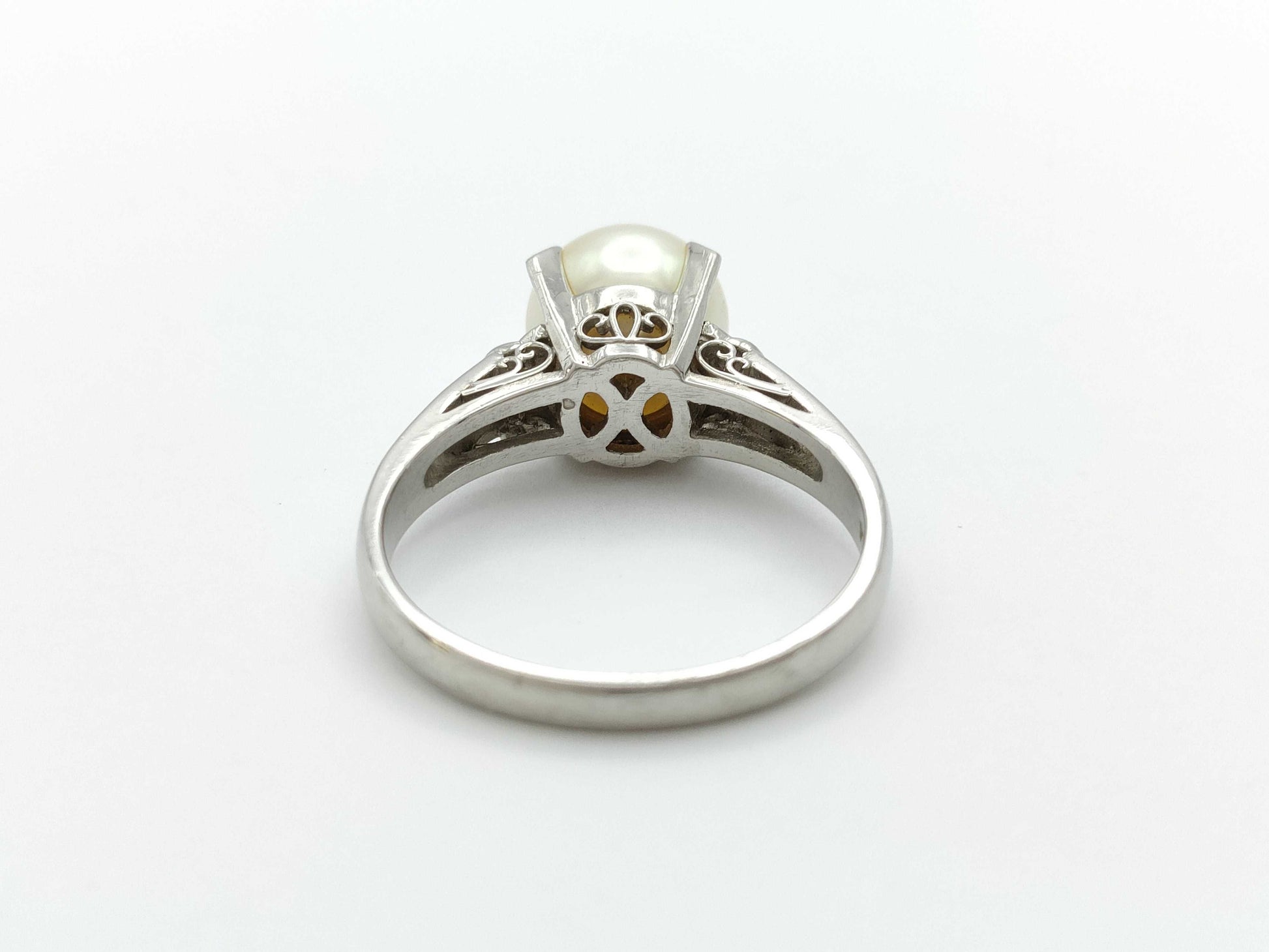 Pearl diameter approx. 8.6mm PT900 6.3g ring