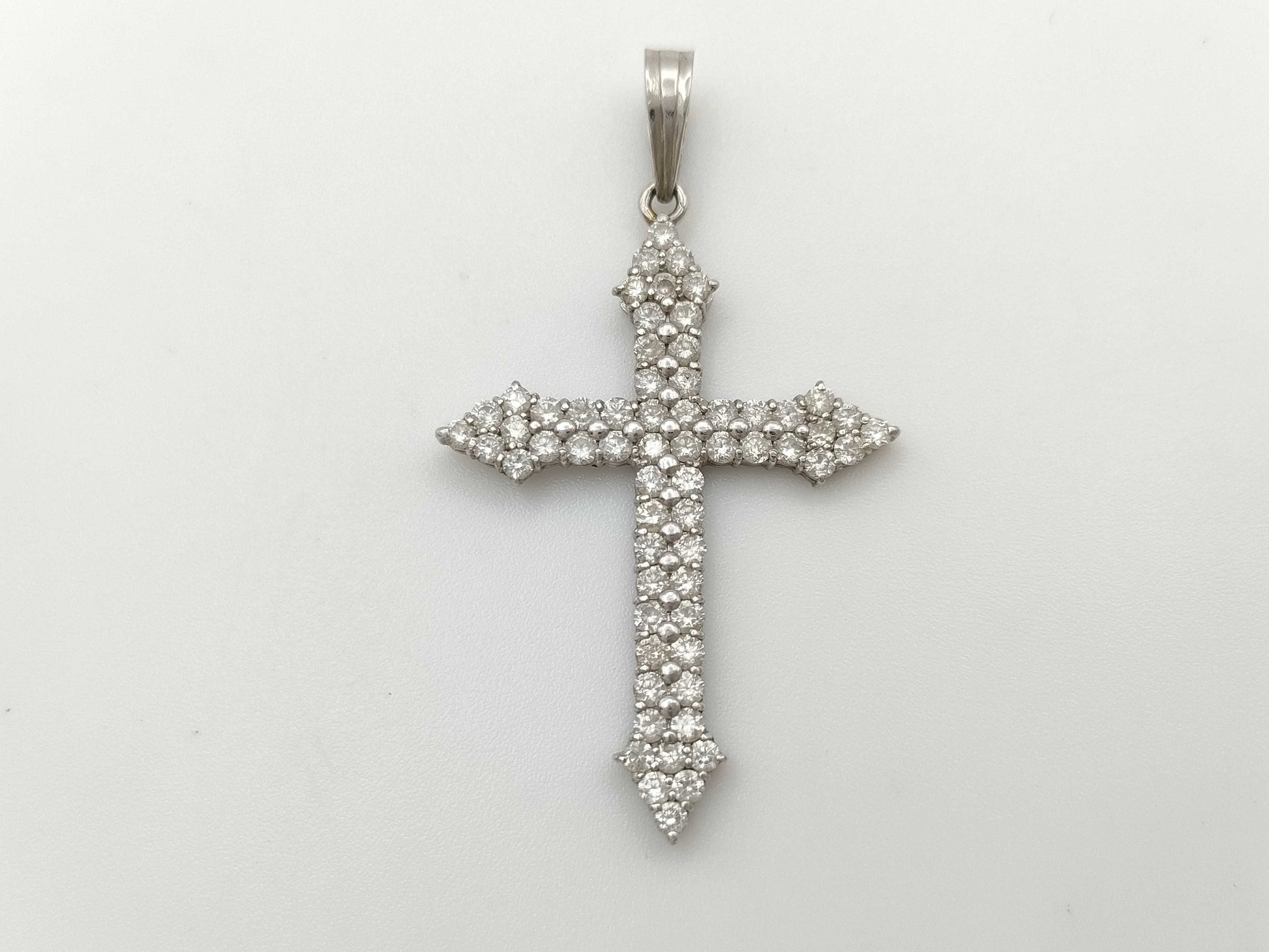 D2.12ct PT900 5.3g Pendant Top