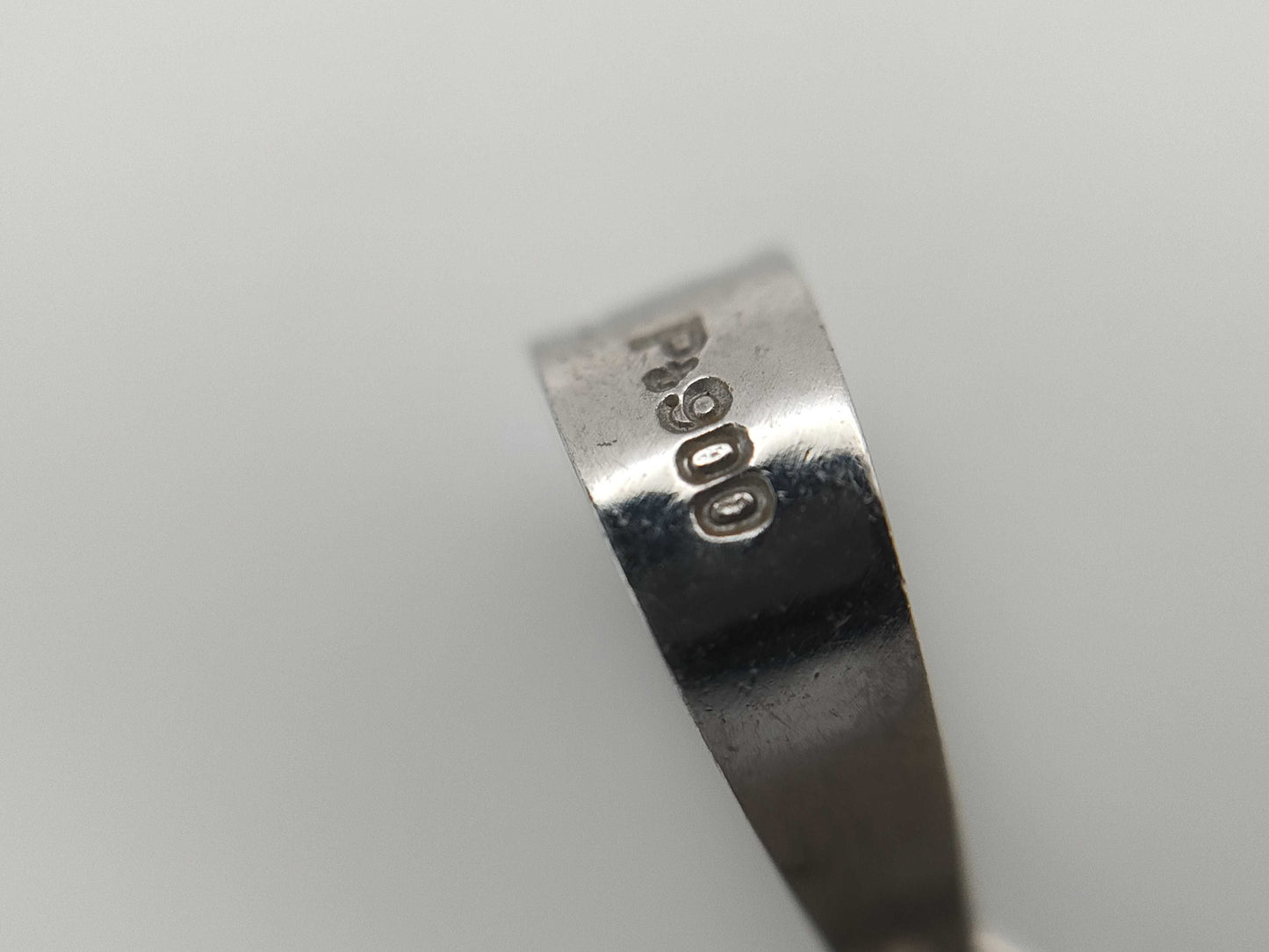 D2.12ct PT900 5.3g Pendant Top
