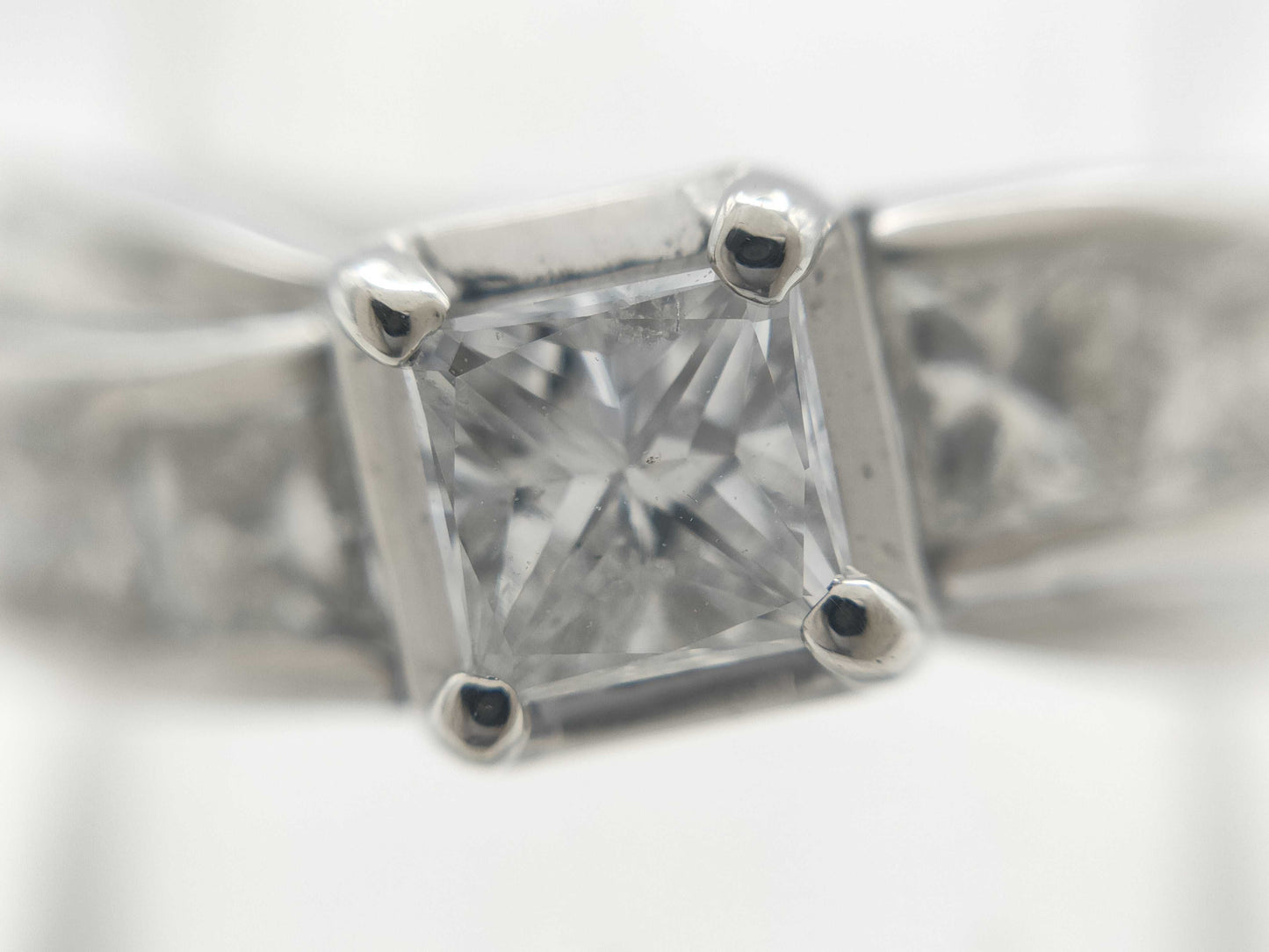 D1.01ct PT900 6.3g Ring