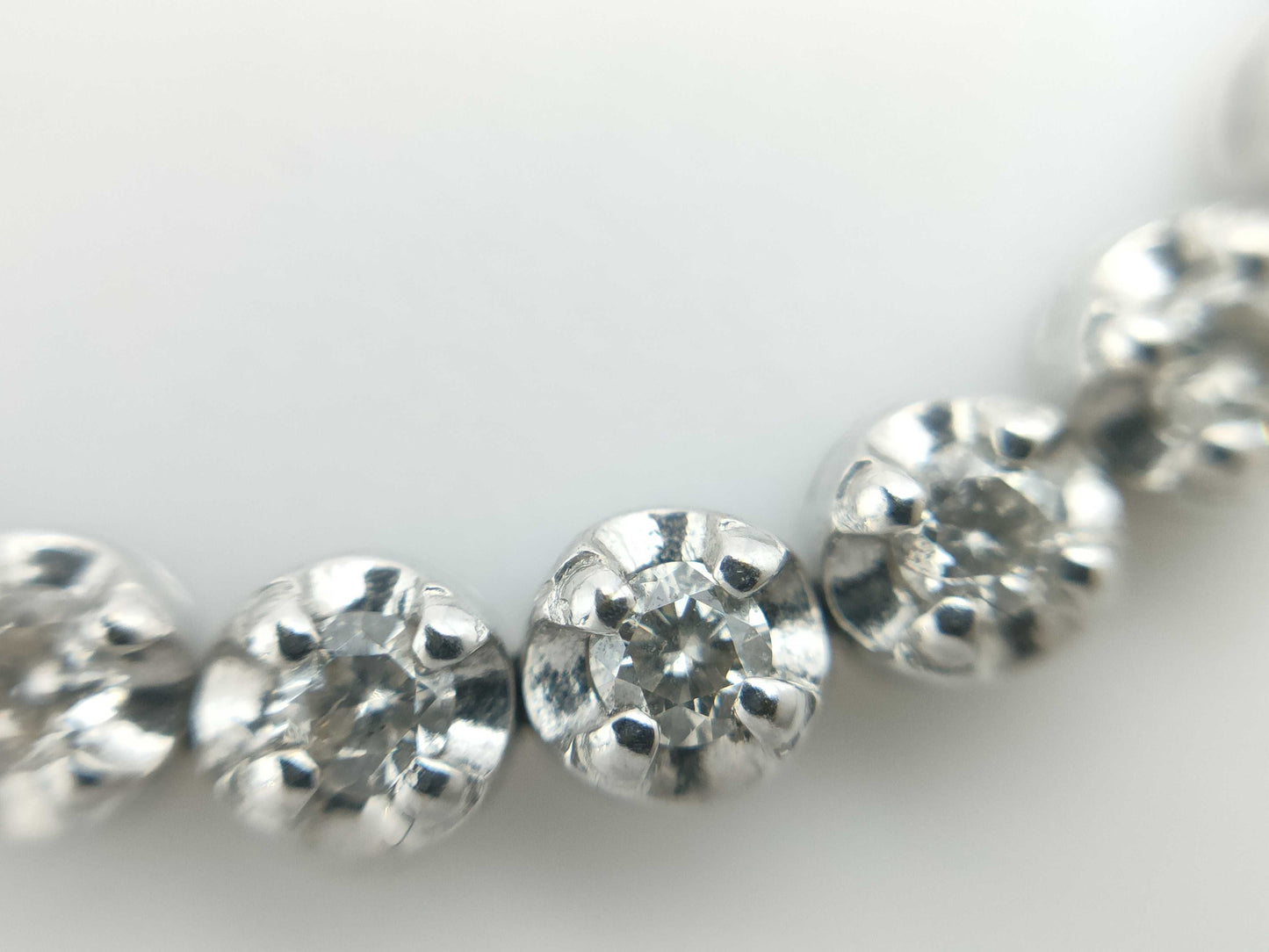 D1.00ct K18WG 6.5g Bracelet Bangle