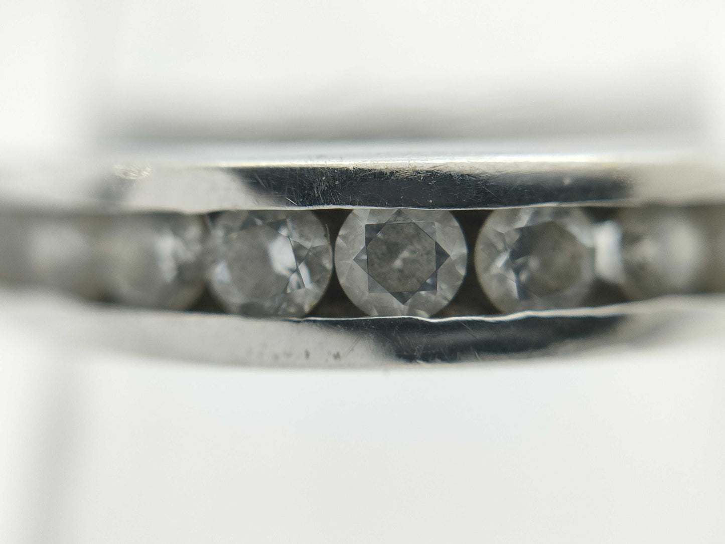 Transparent Stone 750 4.1g Ring