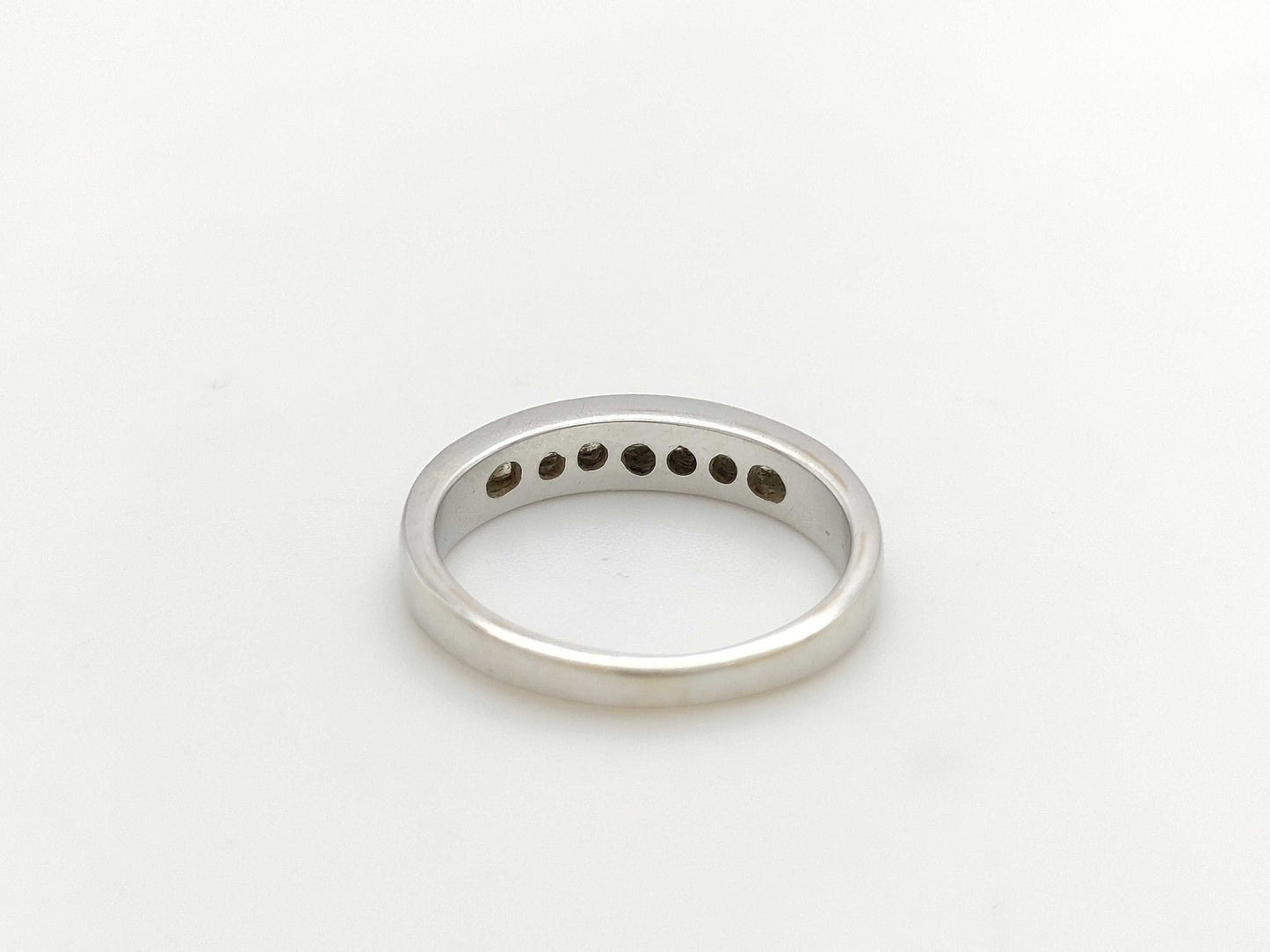 Transparent Stone 750 4.1g Ring