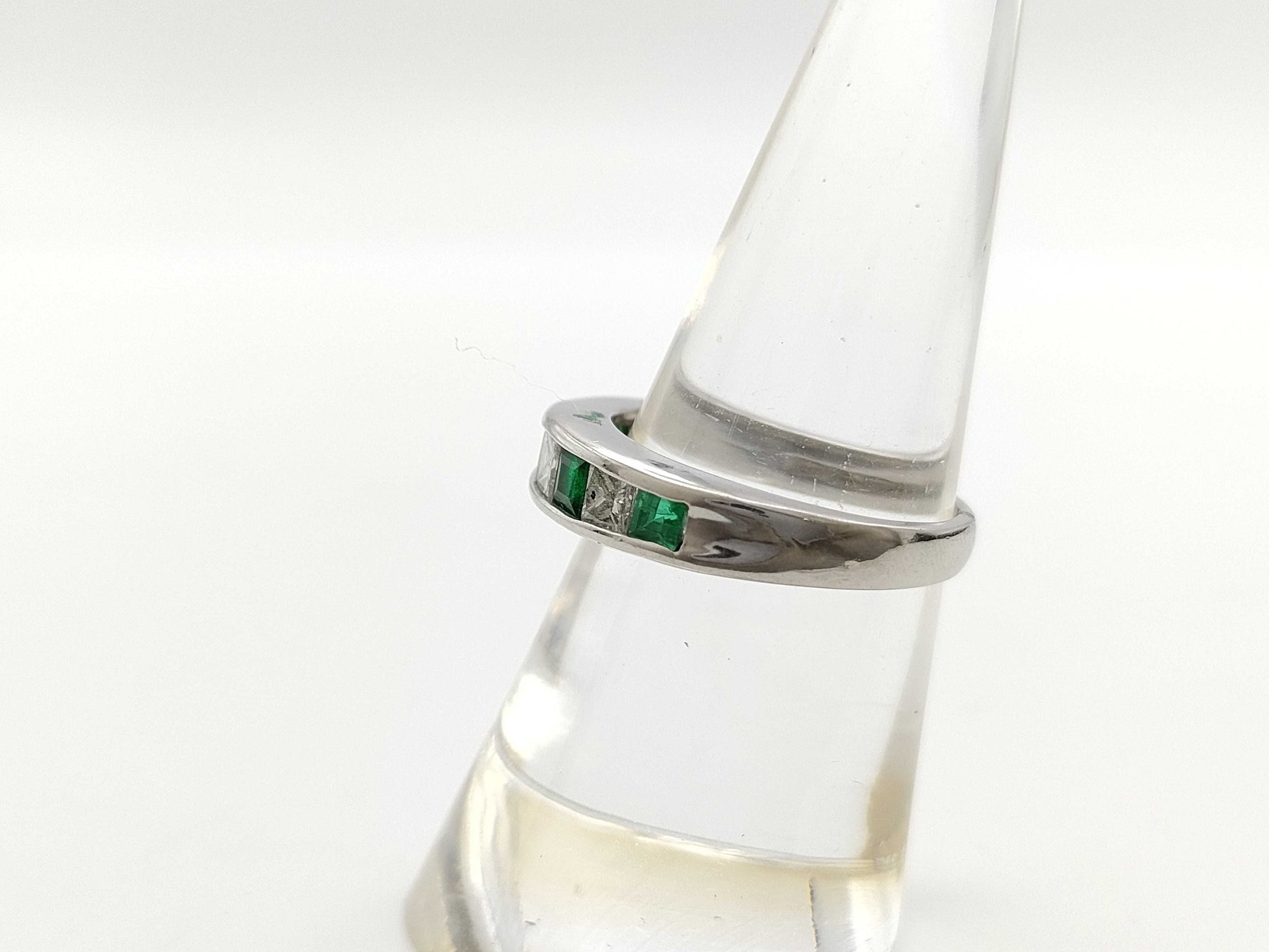 E0.60ct D0.50ct PT900 5.6g Ring