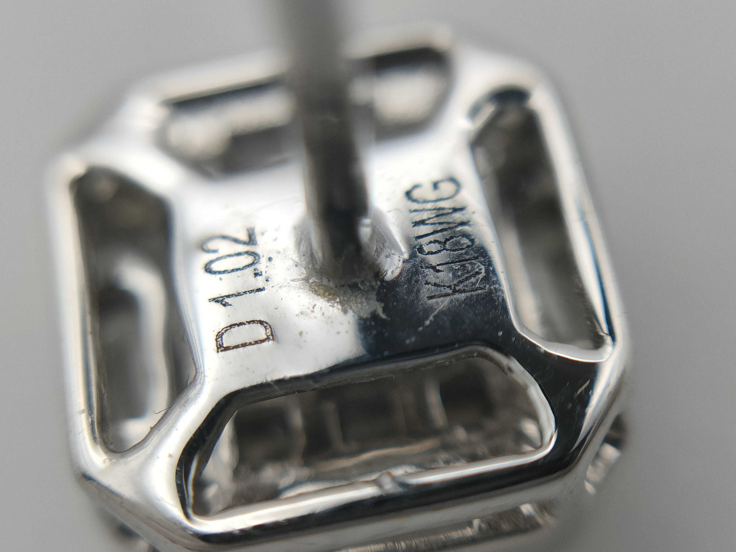 D1.02ct 750 3.5g Earrings