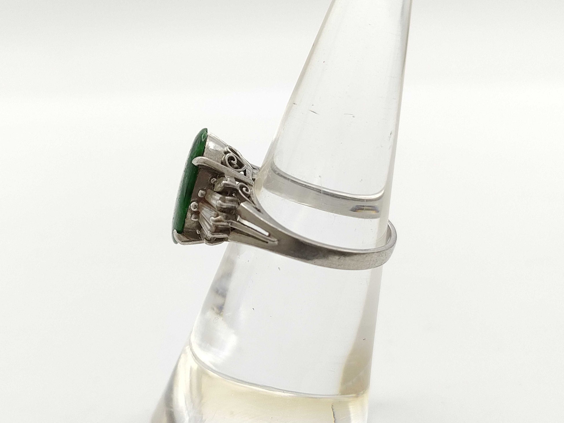 Colored Stone 1.87ct D0.24ct PT900 4.8g Ring