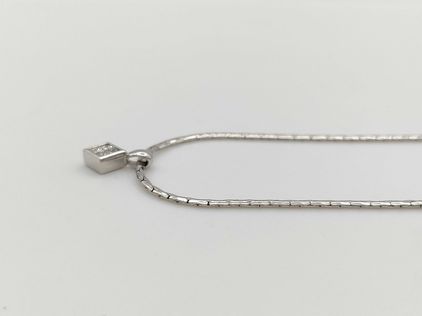 D0.30ct PT850 8.4g Necklace