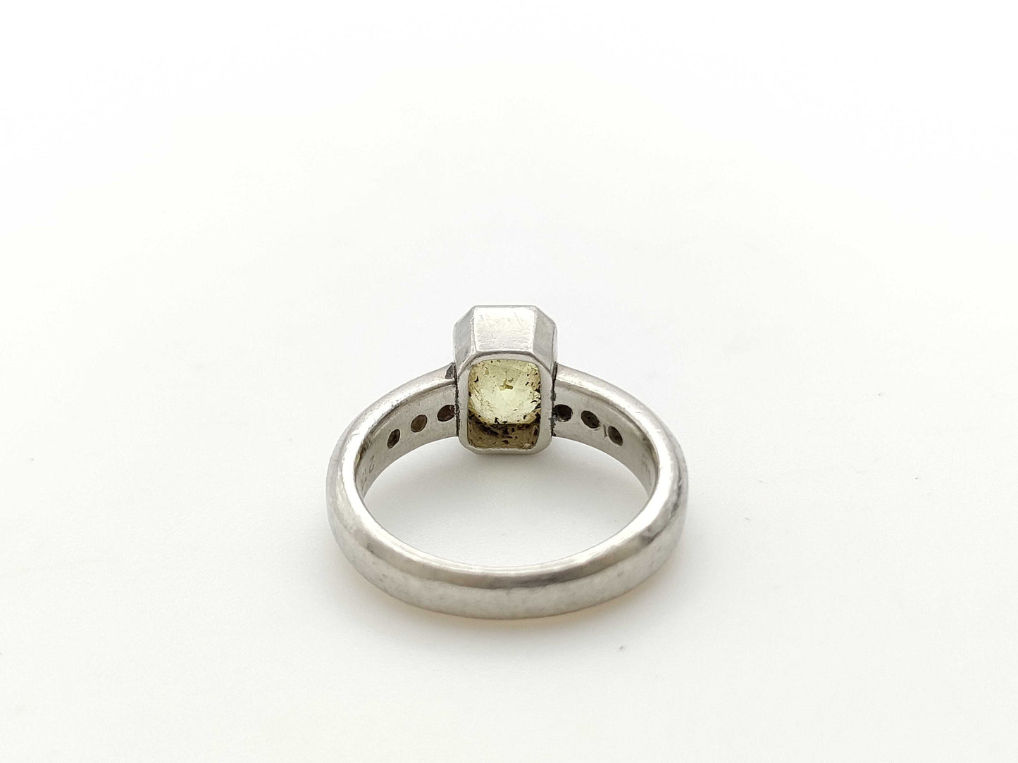 Colored Stone 2.122ct D0.243ct PT900 7.9g Ring