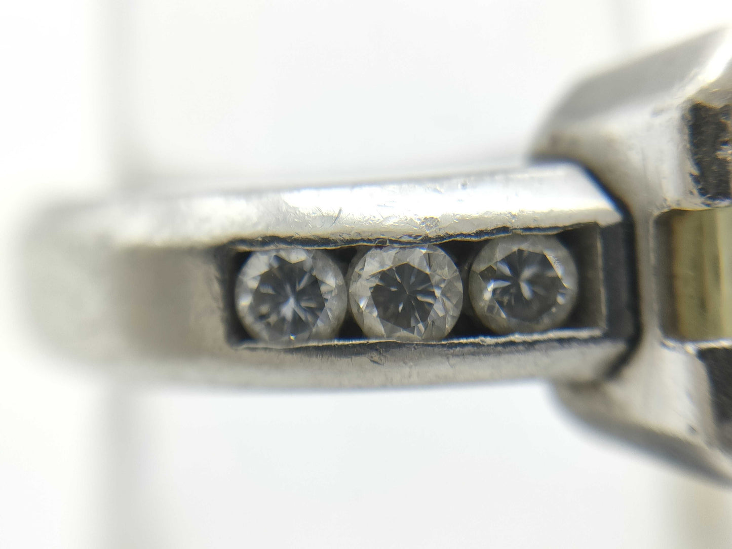 Colored Stone 2.122ct D0.243ct PT900 7.9g Ring
