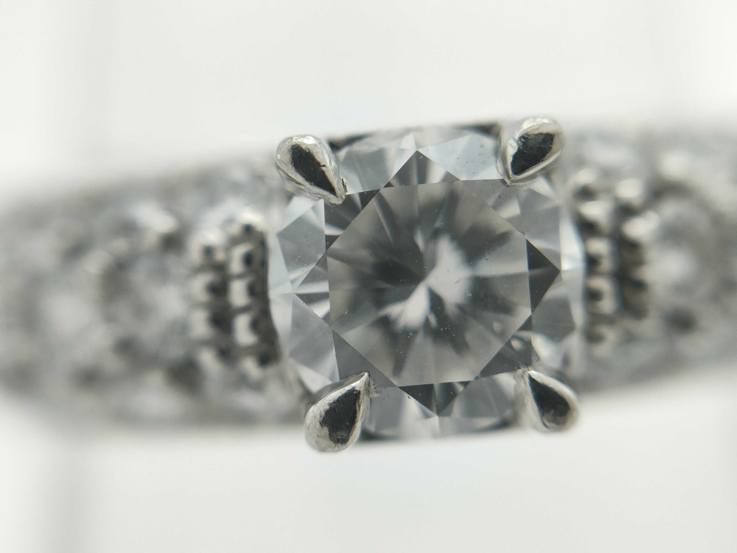D0.89ct/0.567ct PT900 8.2g Ring