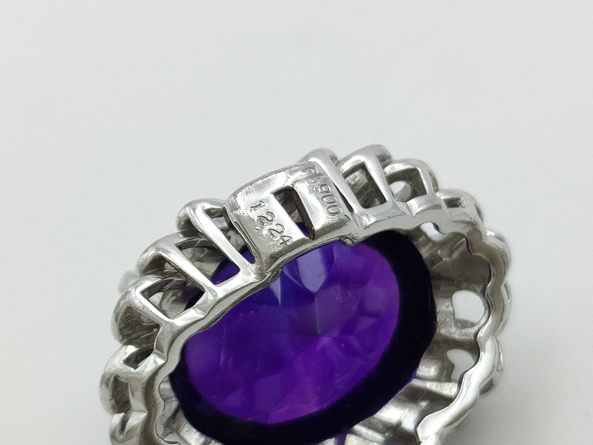 Amethyst 12.24ct PT900 9.6g Pendant Top
