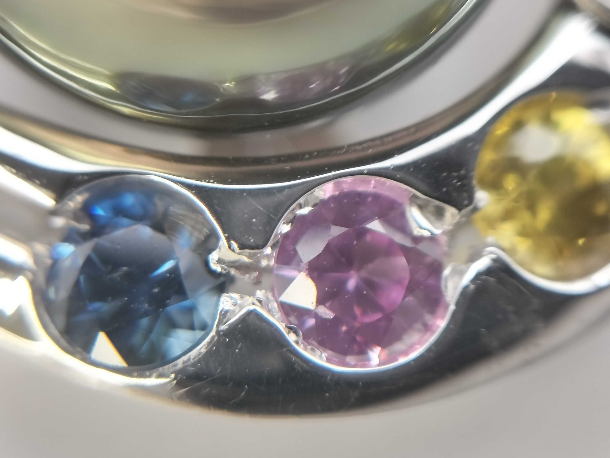 Pearl diameter approx. 11.1mm Colored stone 0.30ct D0.20ct K18WG 6.7g Pendant top
