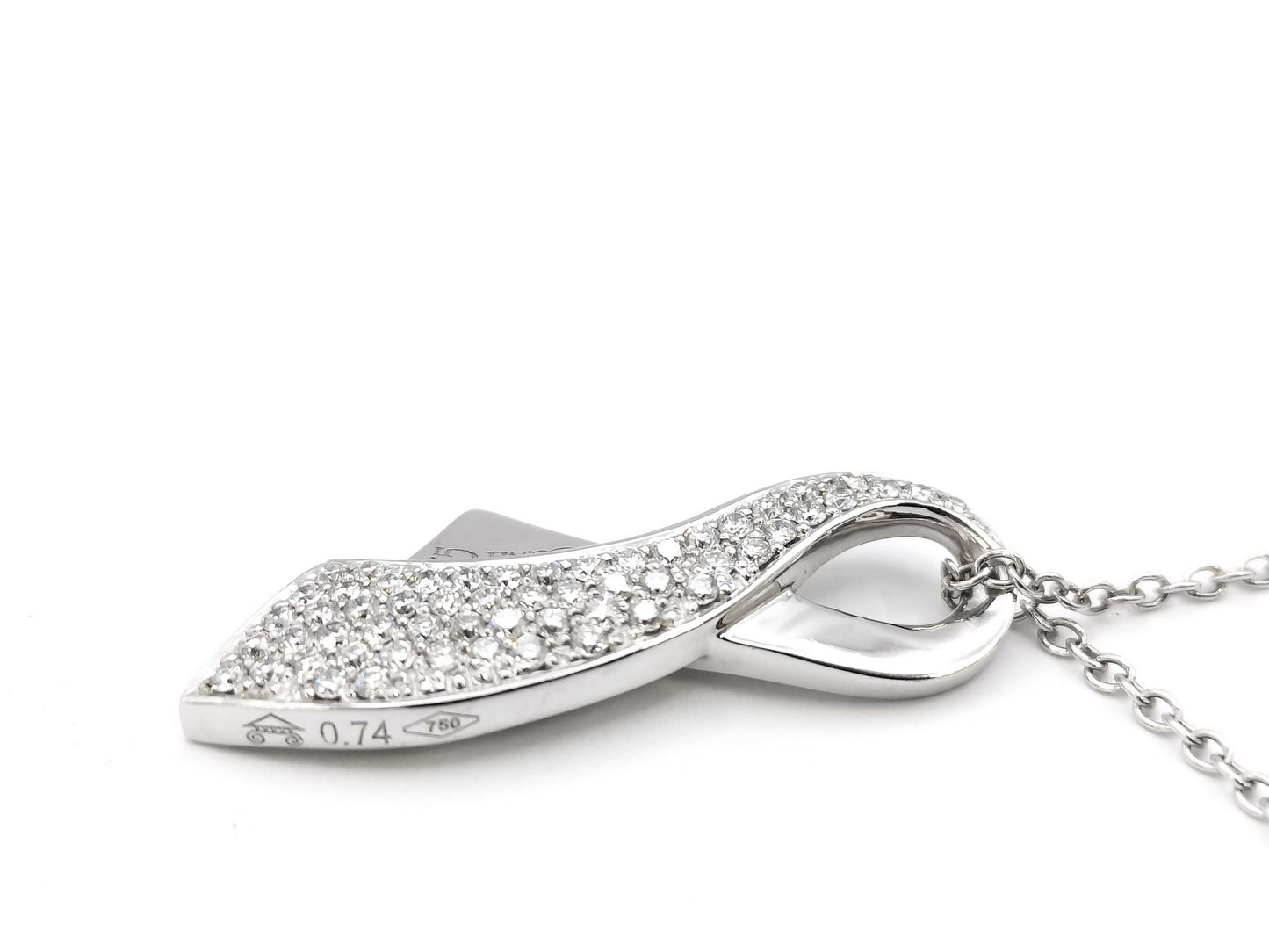 D0.74ct 750 7.9g Necklace