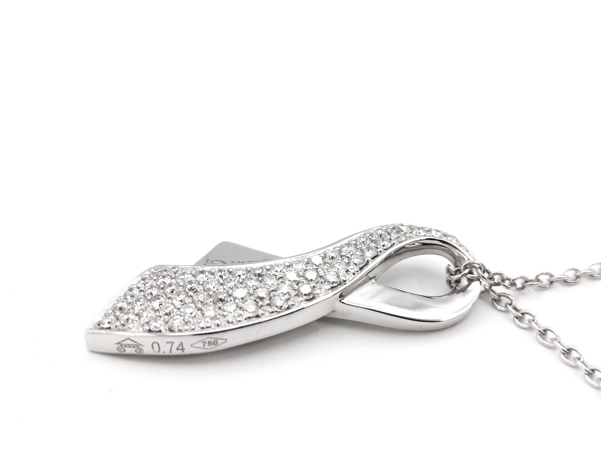D0.74ct 750 7.9g Necklace