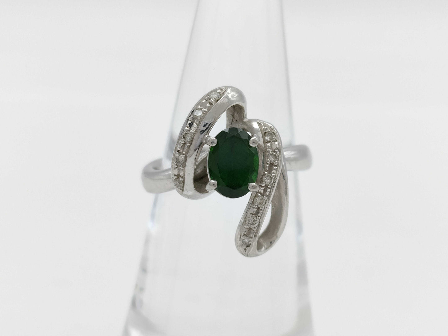 Colored Stone 0.97ct D0.10ct PT900 7.8g Ring