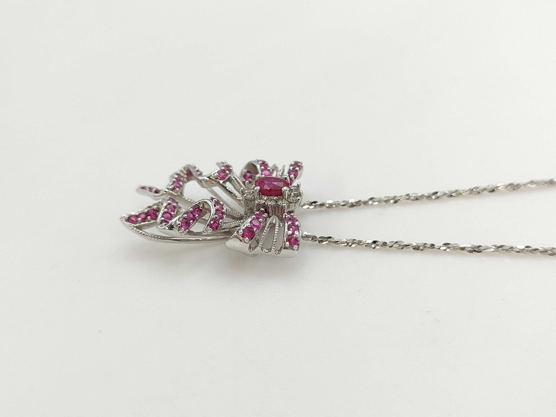 R0.18ct S0.30ct D0.08ct K18WG 4.6g Necklace