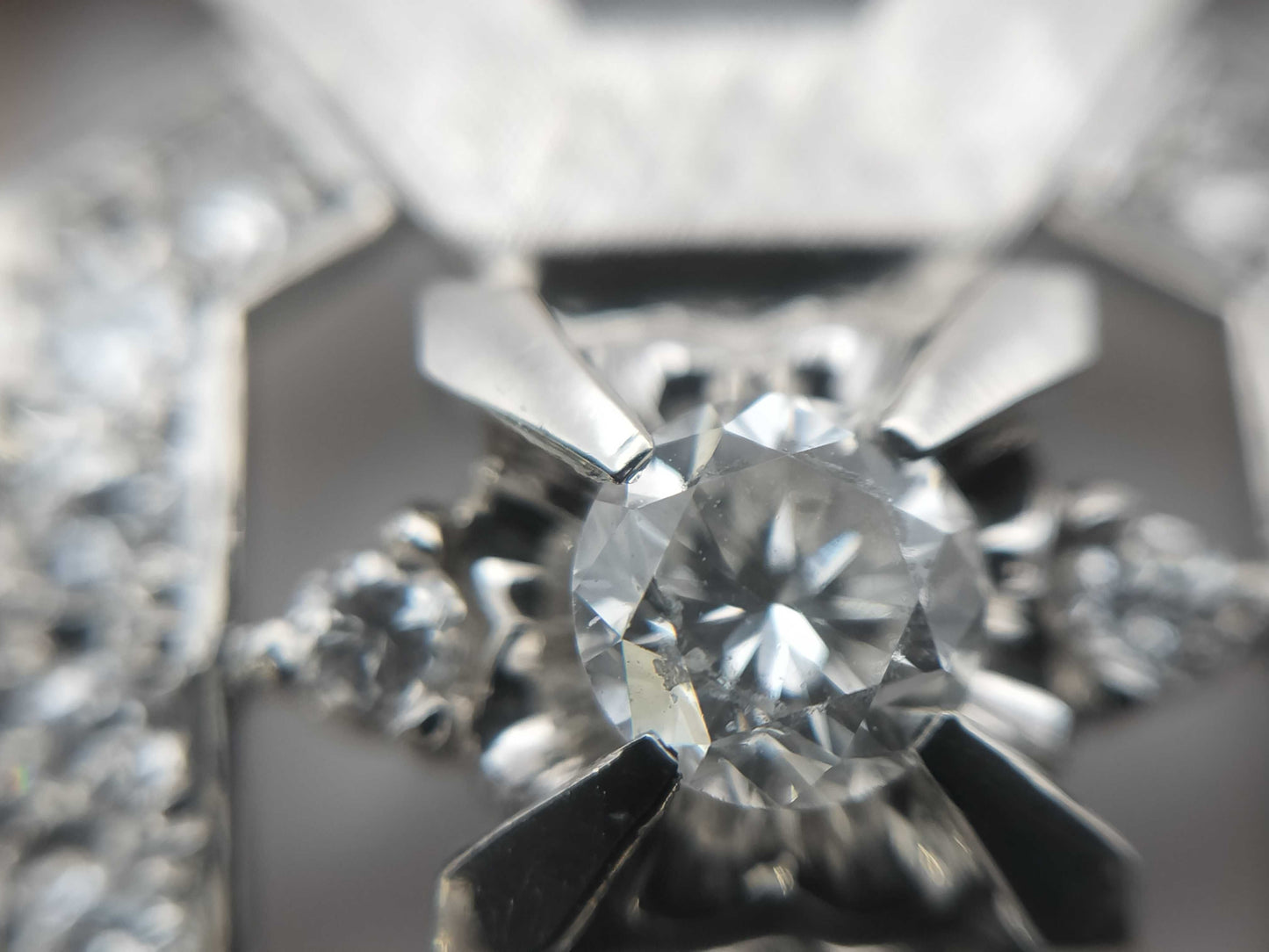 D0.317ct/0.30ct K18/PT900 11.8g Pendant Top