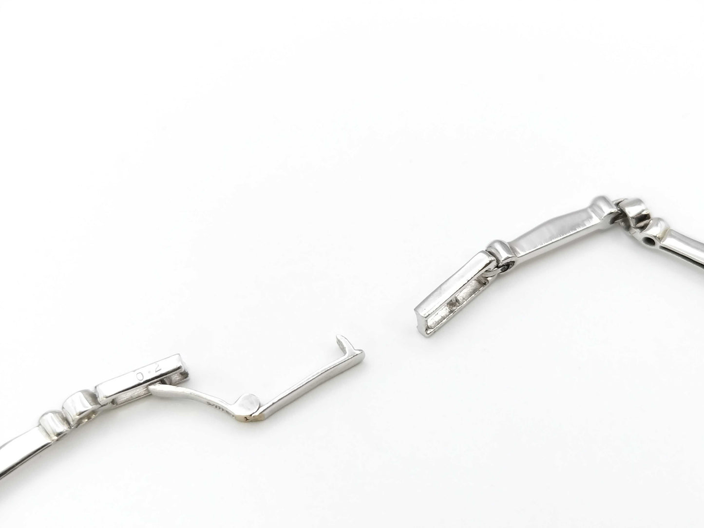 D0.20ct K18WG 5.6g Bracelet Bangle