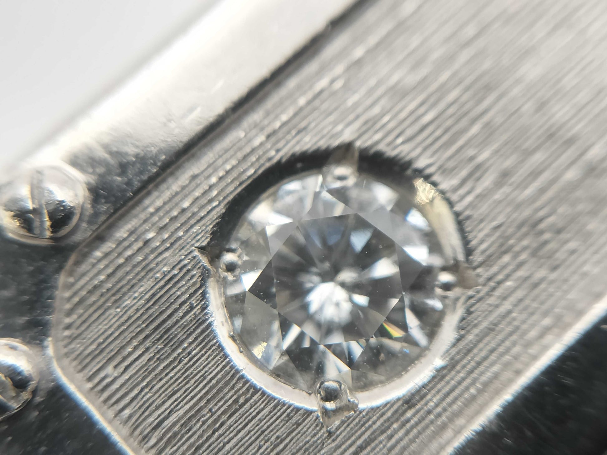 D0.32ct PT900 8.7g Pendant Top