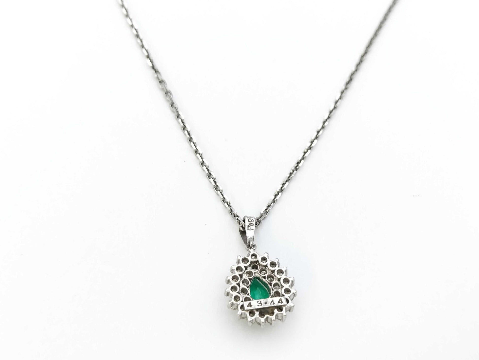 Emerald Diamond PT900/PT850 6.1g Necklace