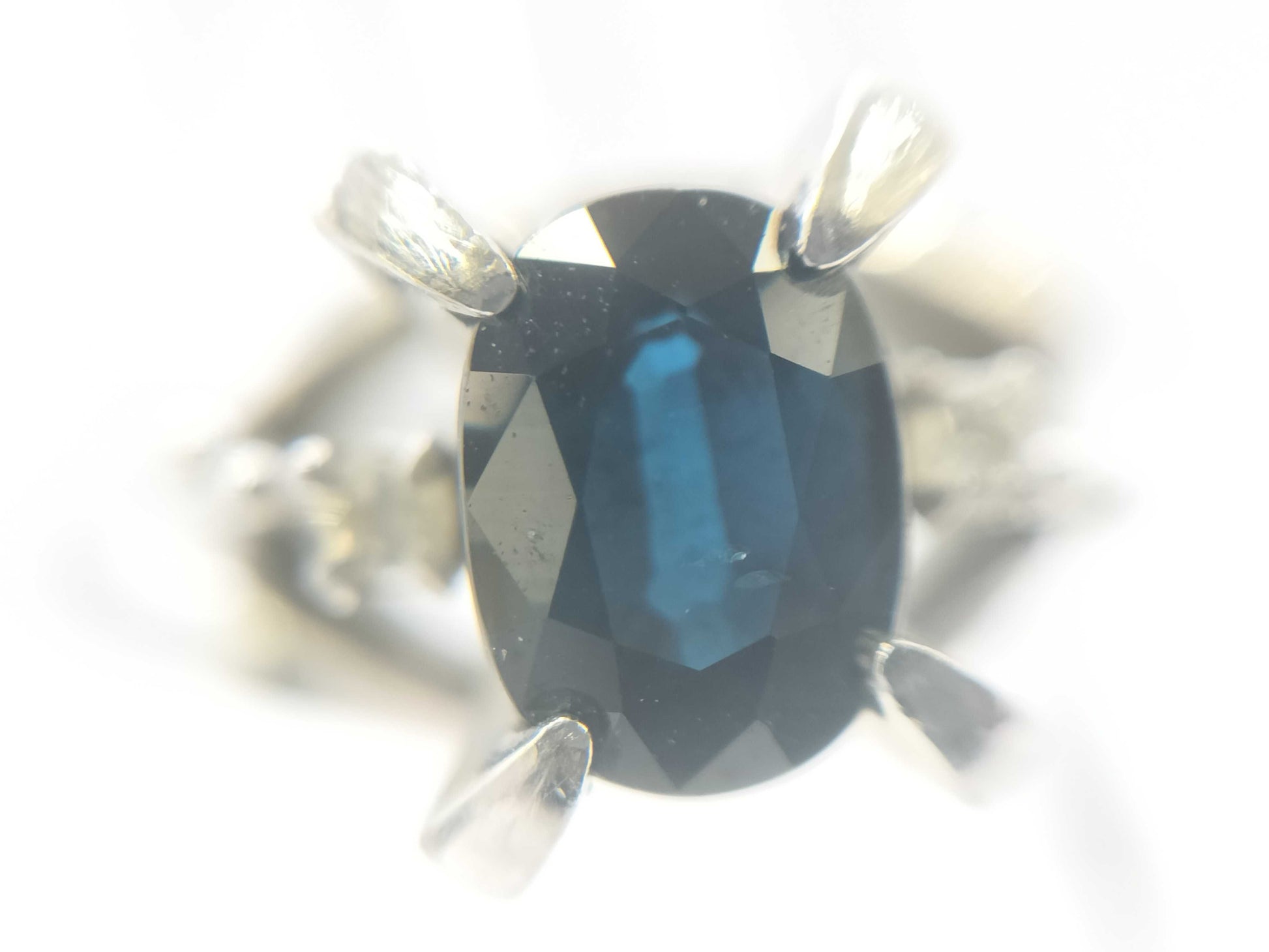 Sapphire Diamond K14WG 3.8g Ring