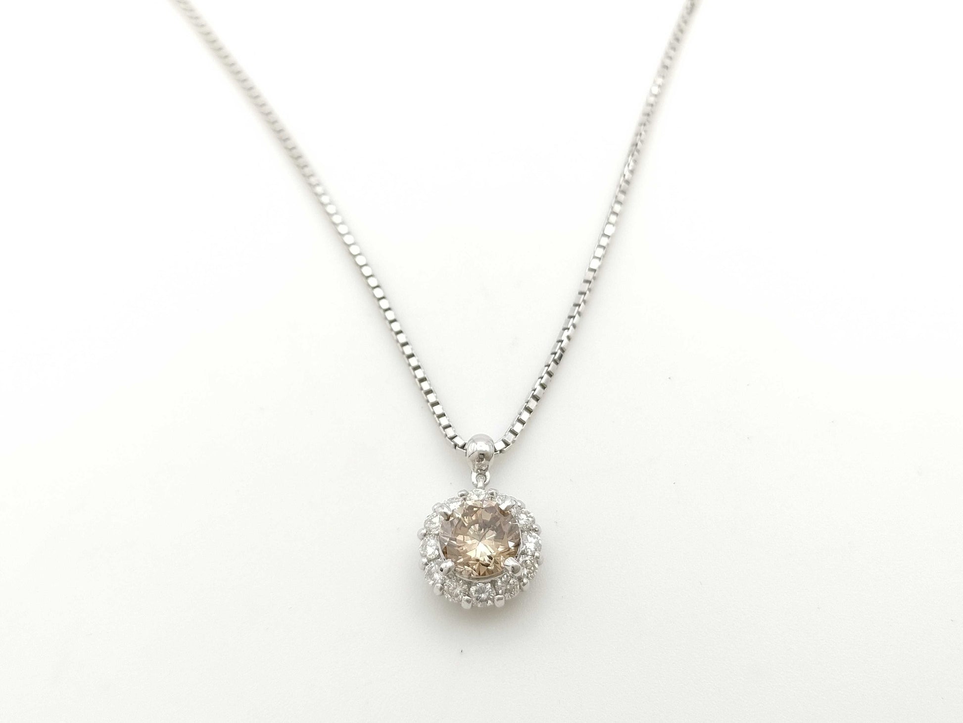 D1.18ct FD0.43ct PT900/850 9.0g Necklace