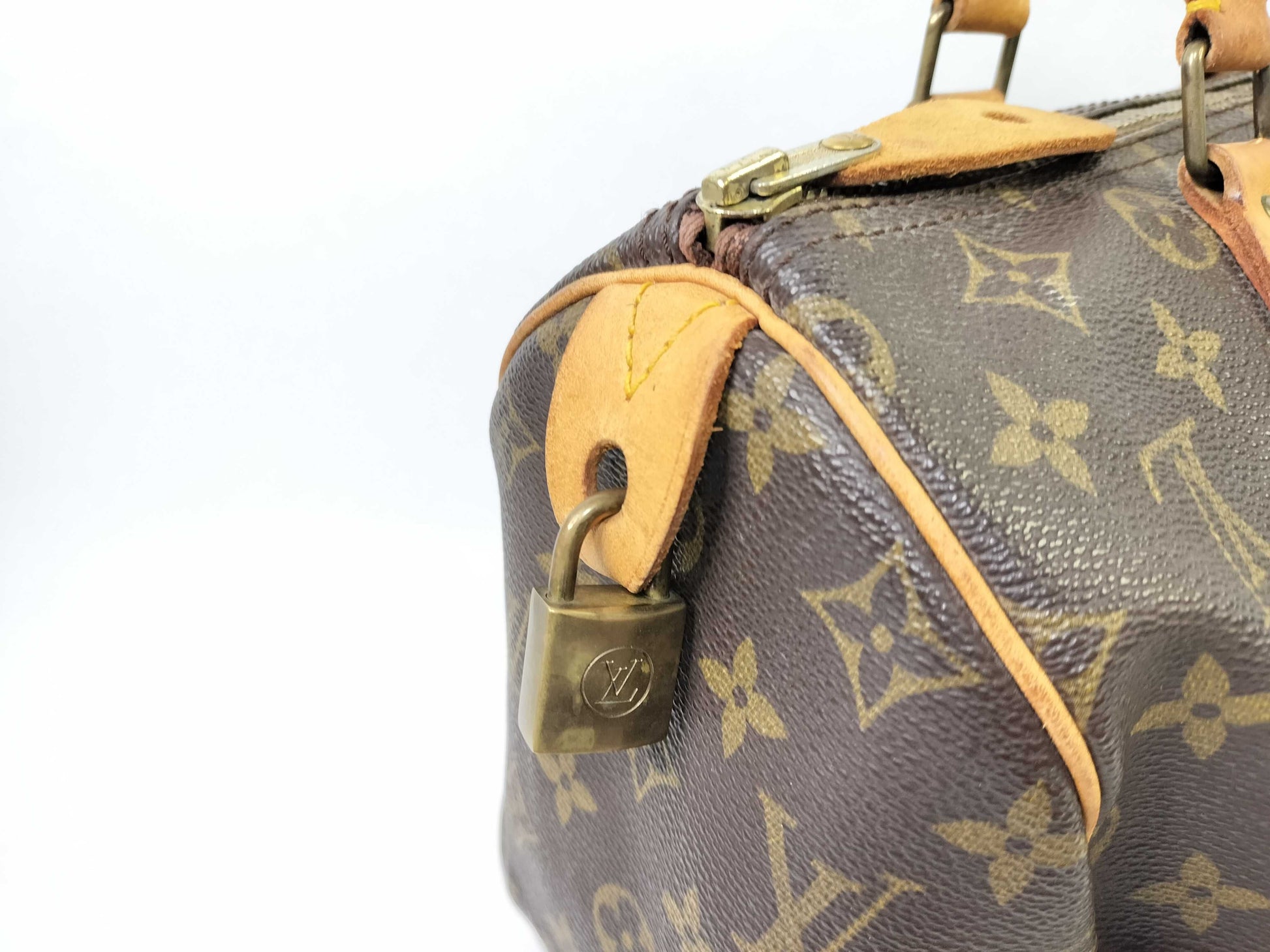 LOUIS VUITTON Monogram Louis Vuitton Speedy 30 Monogram M41526 Handbag