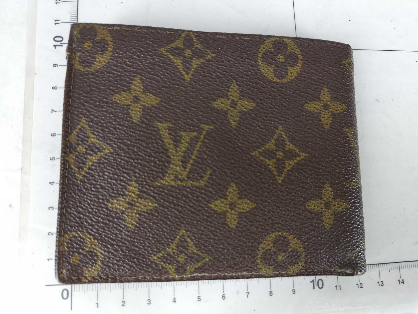 LOUIS VUITTON Monogram Louis Vuitton Monogram Folding Wallet