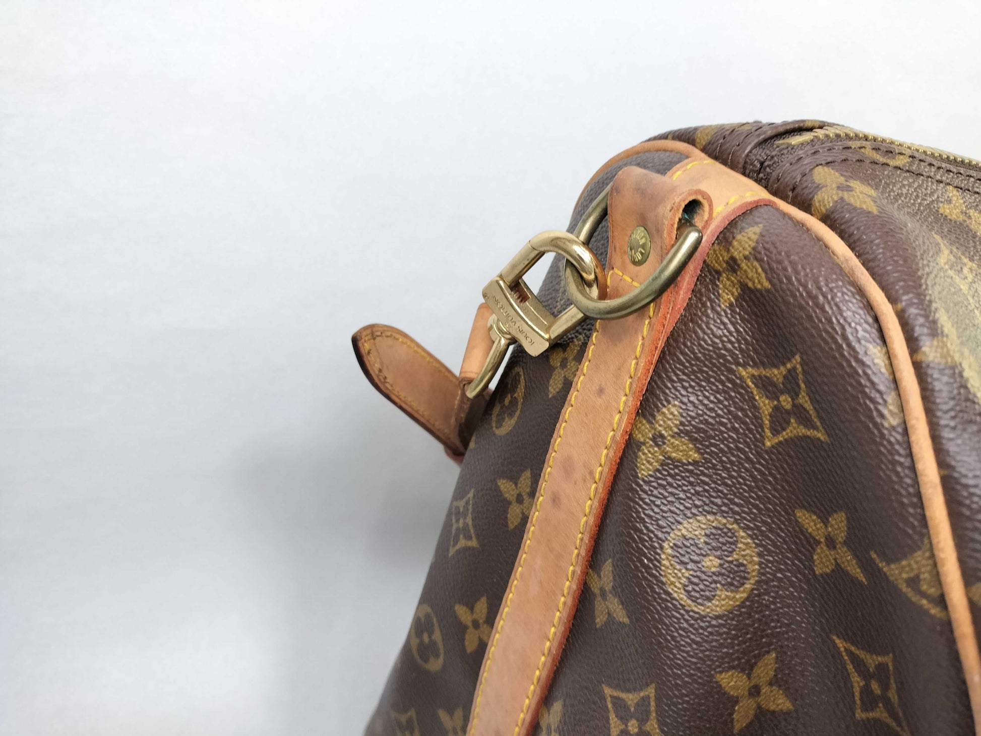 LOUIS VUITTON Monogram Louis Vuitton Monogram Keepall 60 Bandouliere VI1900 Boston Bag