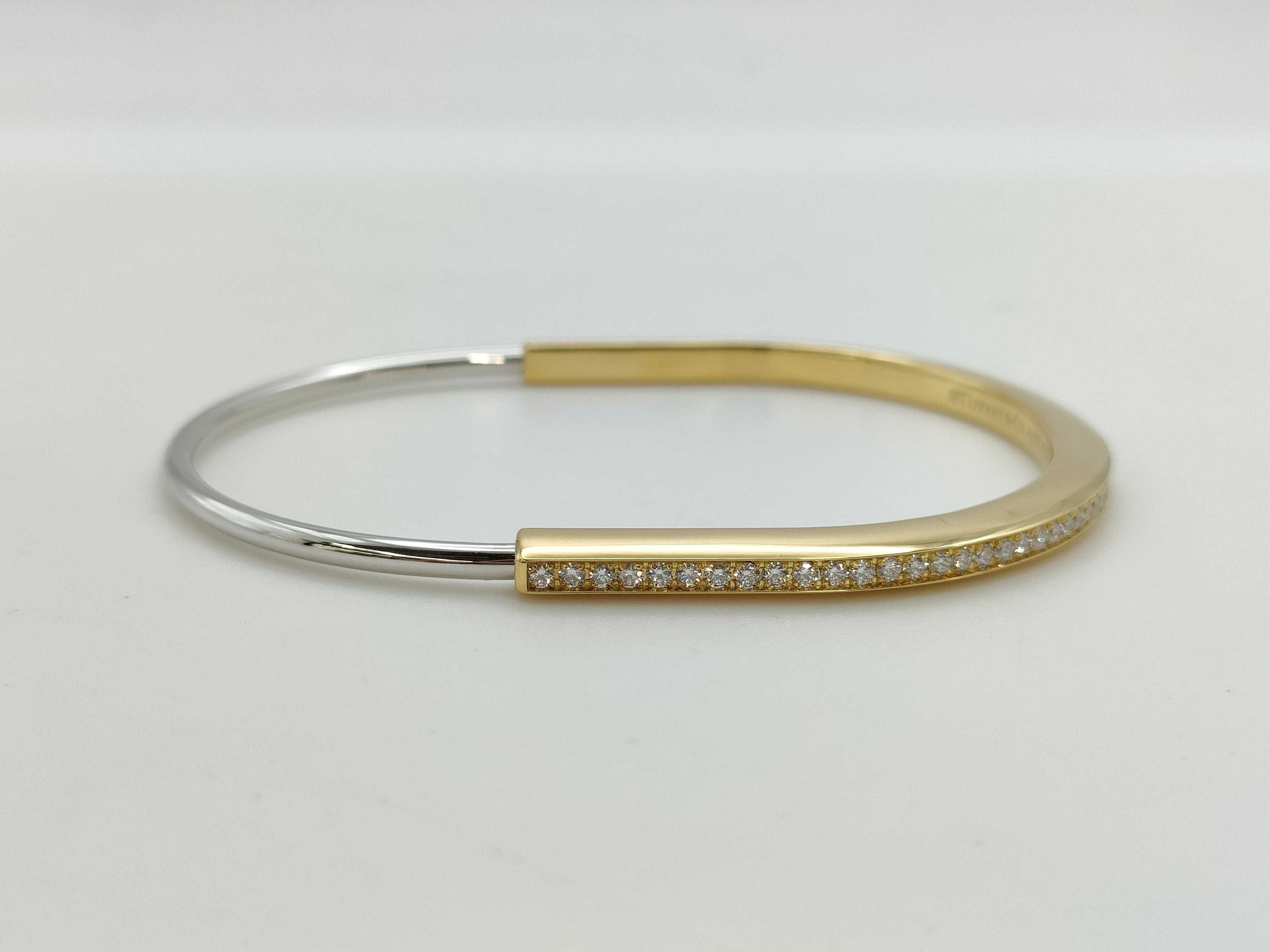 Tiffany & Co. Lock d1.28ct YG/WG Au750 18.9g Bracelet Bangle