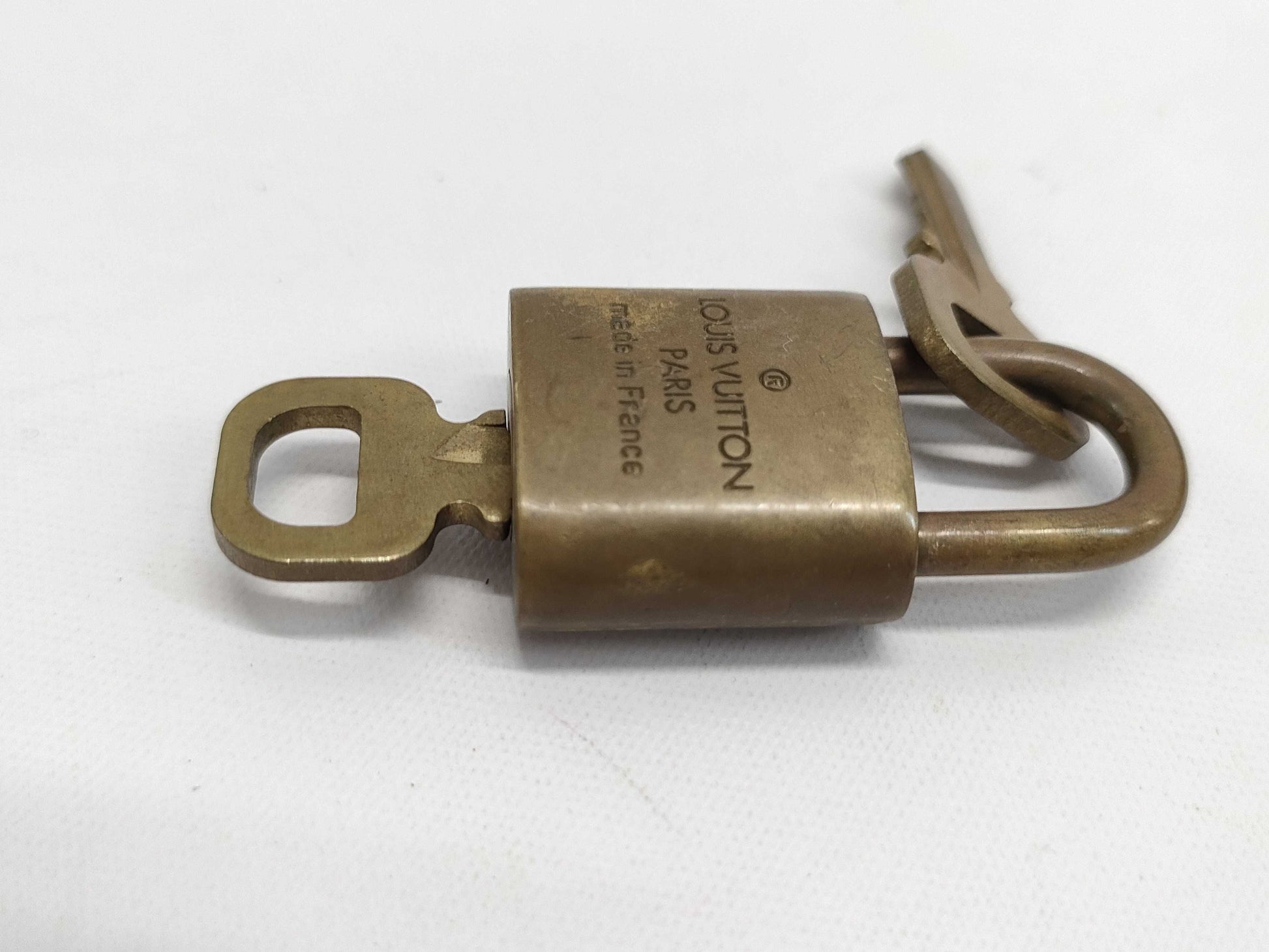 LOUIS VUITTON Louis Vuitton Key Cadena Set x 10 Other Accessories