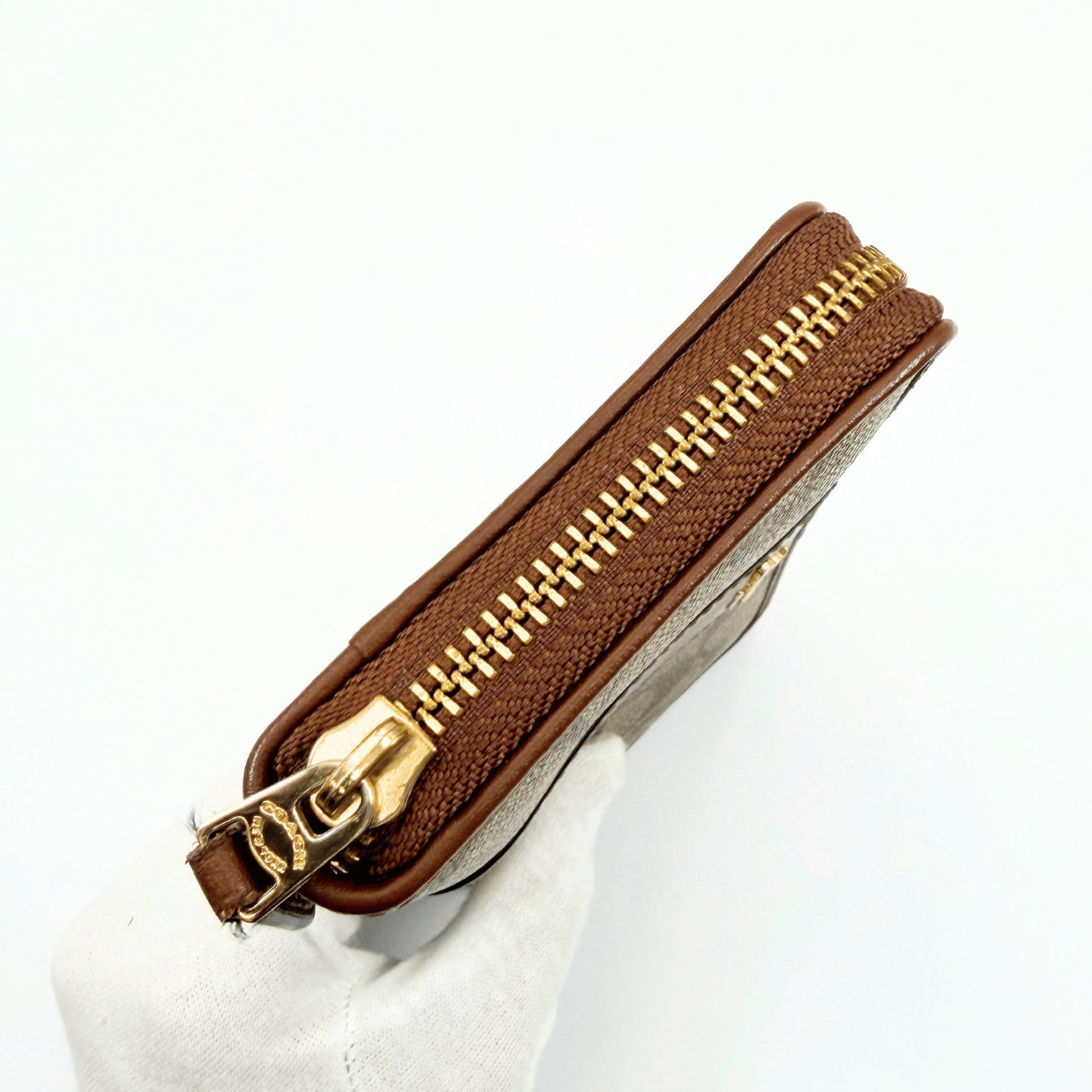 COACH COACH Accordion Zip Wallet Signature Canvas Round Zipper Long Wallet Wallet