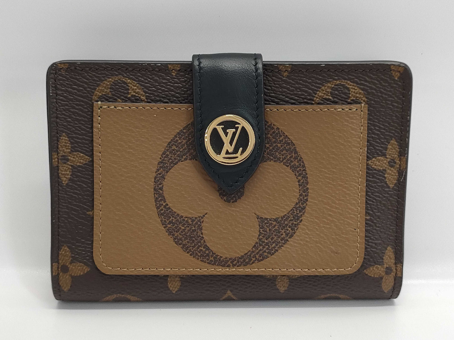LOUIS VUITTON Giant Monogram Bifold Wallet 16-475 Wallet