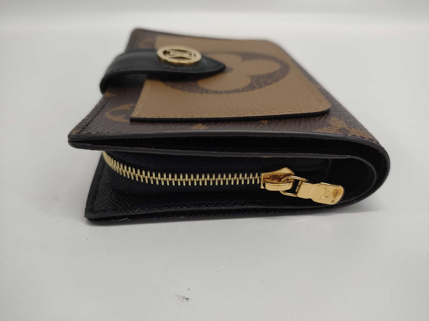 LOUIS VUITTON Giant Monogram Bifold Wallet 16-475 Wallet