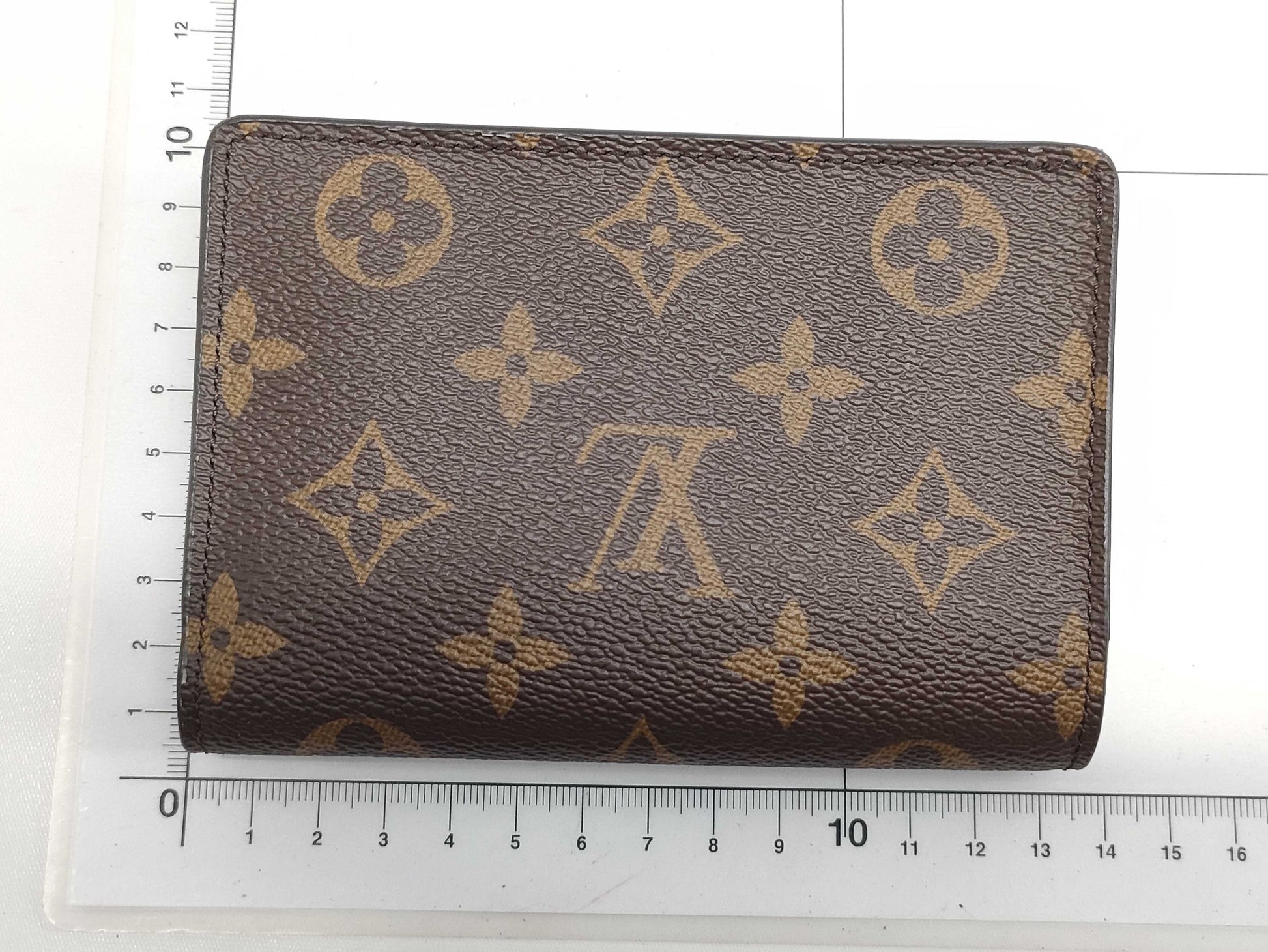 LOUIS VUITTON Giant Monogram Bifold Wallet 16-475 Wallet