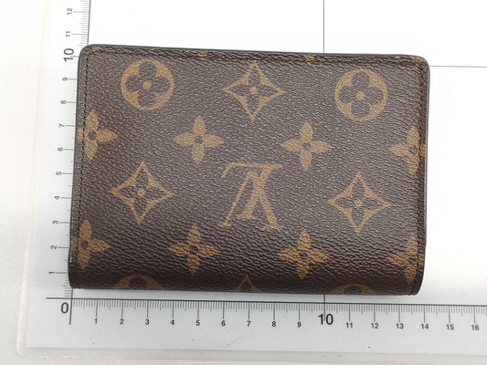 LOUIS VUITTON Giant Monogram Bifold Wallet 16-475 Wallet