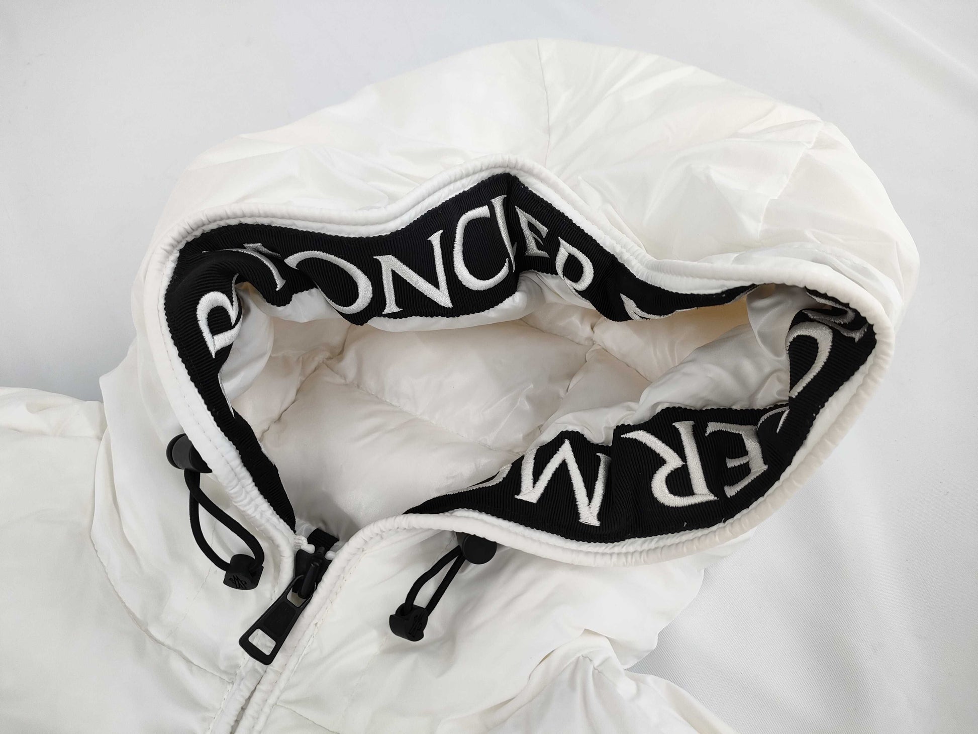 MONCLER 0 Down Jacket