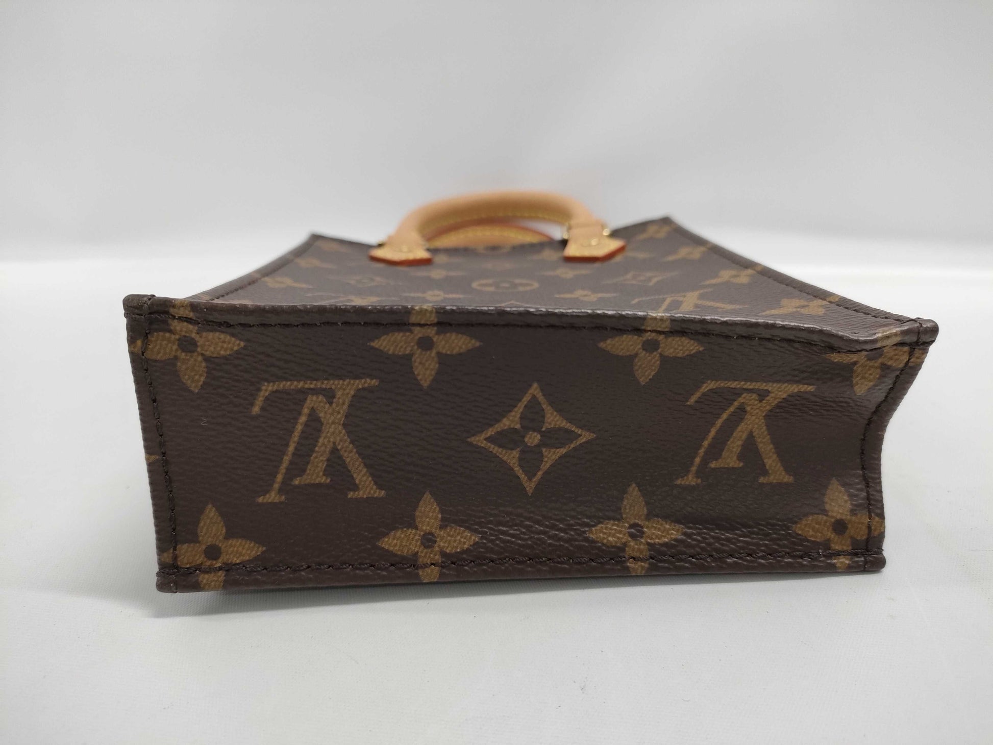 LOUIS VUITTON Petite Sac Plat handbag