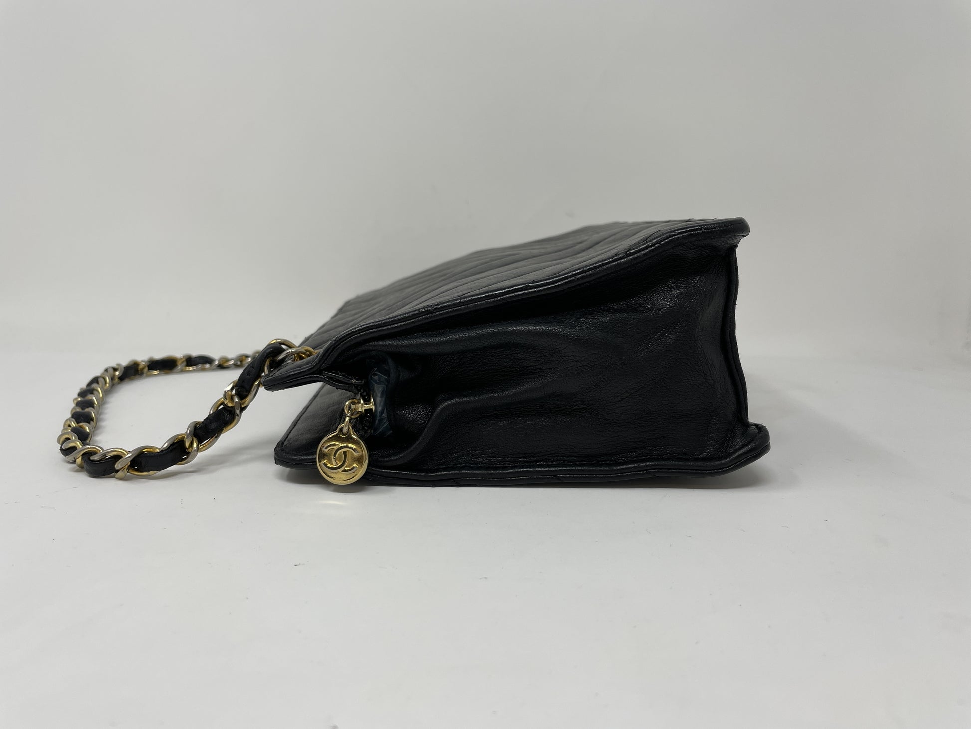 CHANEL CHANEL Shoulder Bag Chevron V Stitch Shoulder Bag