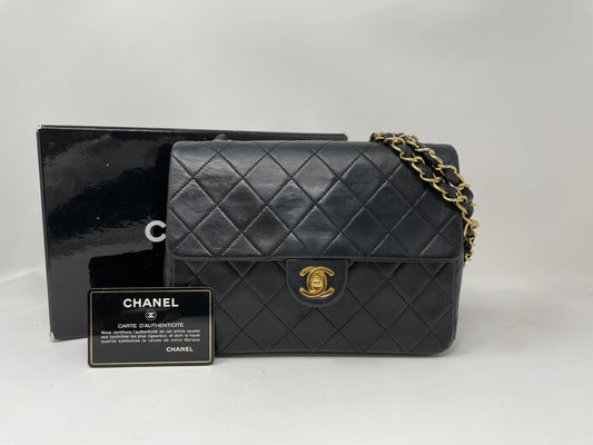 CHANEL CHANEL Matelasse Shoulder Bag, Lambskin, Gold Hardware, Coco Mark, Shoulder Bag
