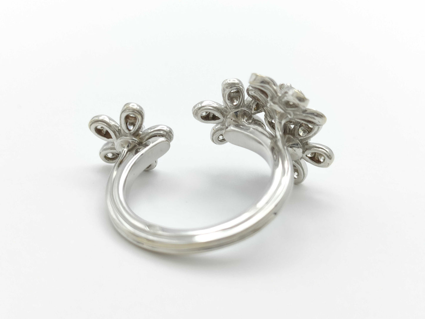 Van Cleef&Arpels Socrates #49 750 6.3g Ring