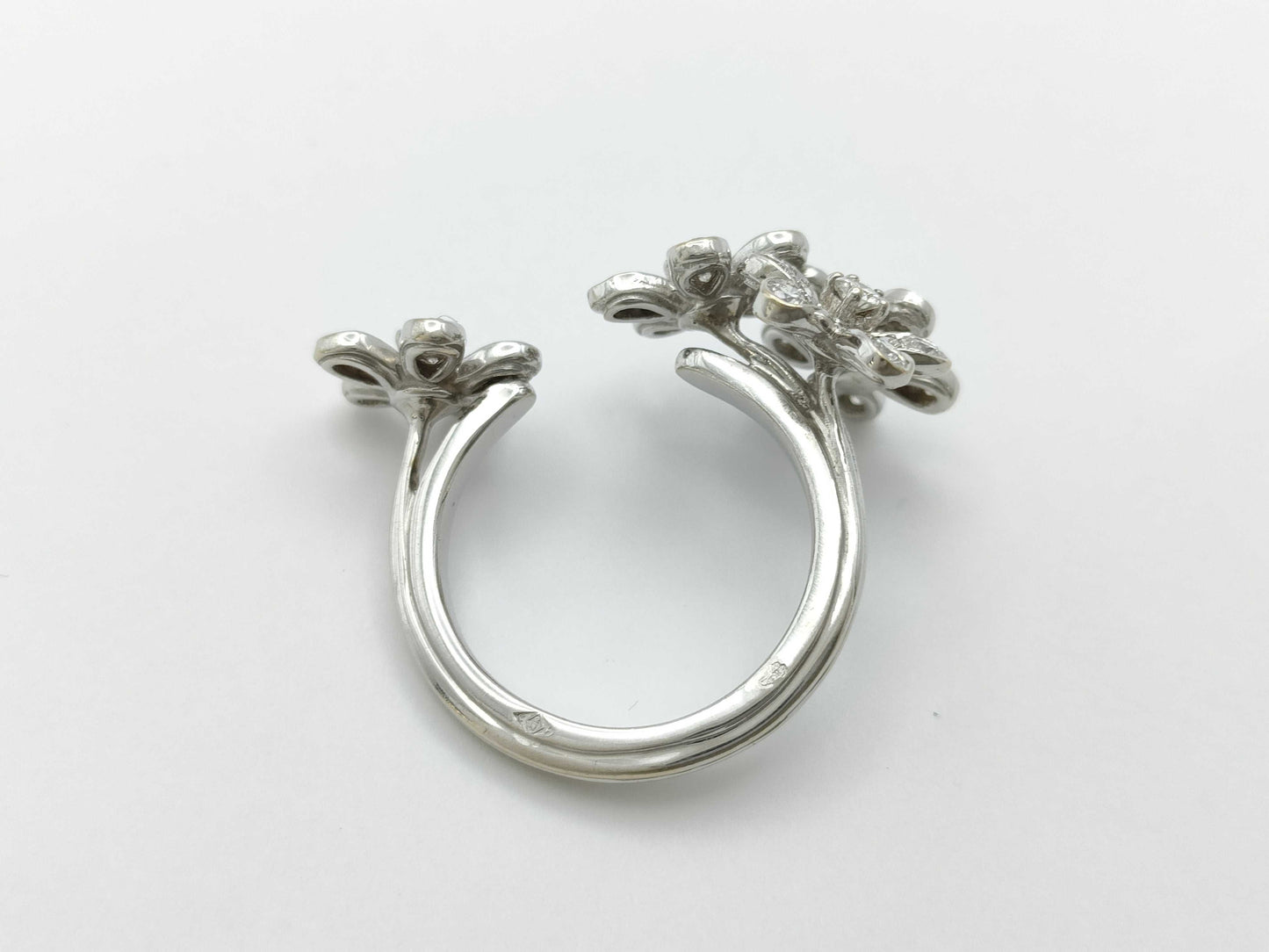 Van Cleef&Arpels Socrates #49 750 6.3g Ring