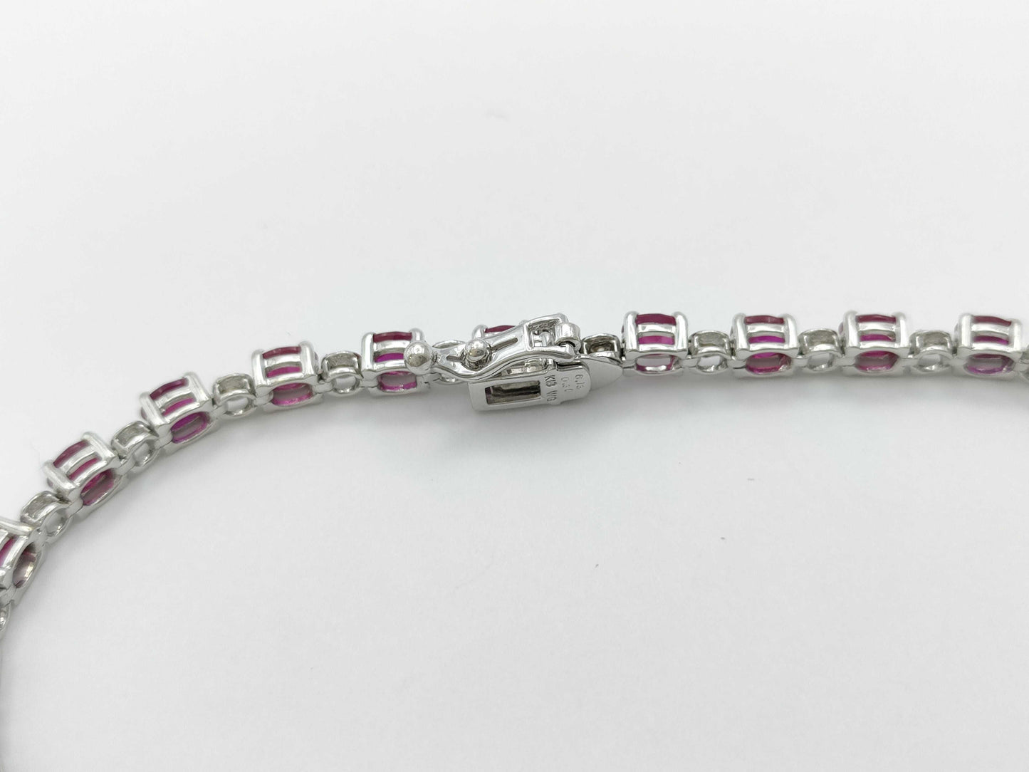R6.13ct D0.30ct K18WG 8.2g Bracelet Bangle