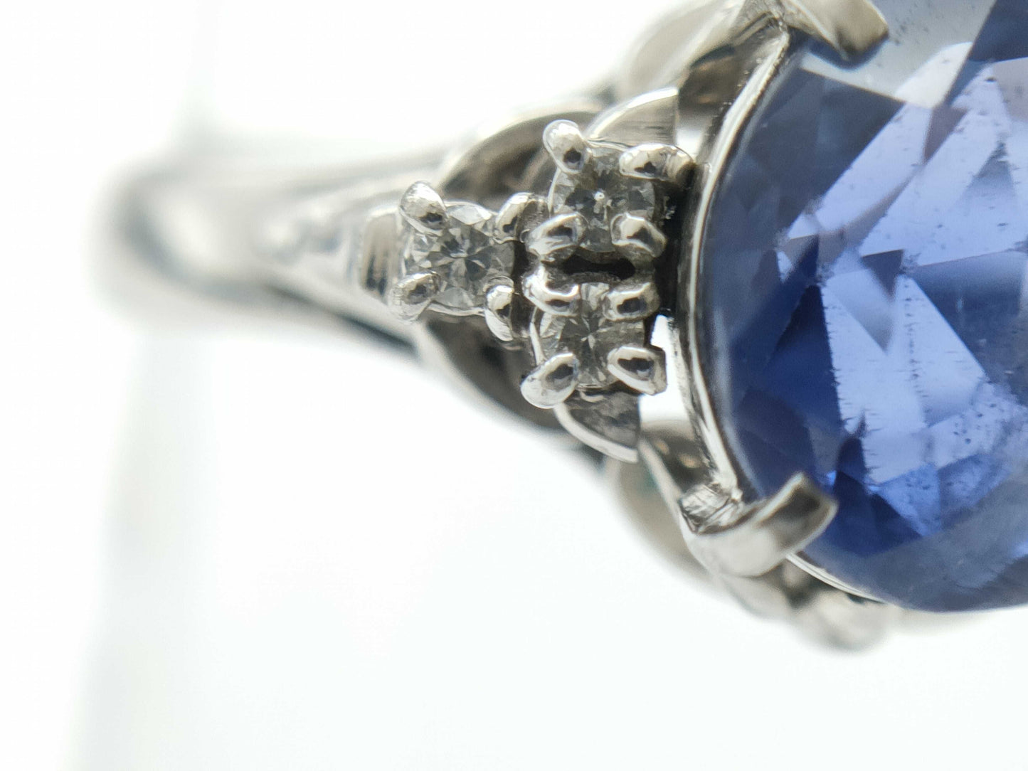 S2.38ct D0.06ct PT900 5.1g Ring