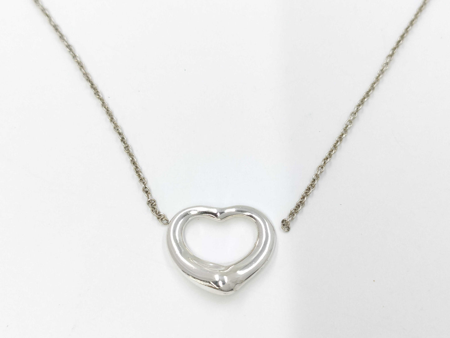 Tiffany&Co. Open Heart 3.4g Necklace