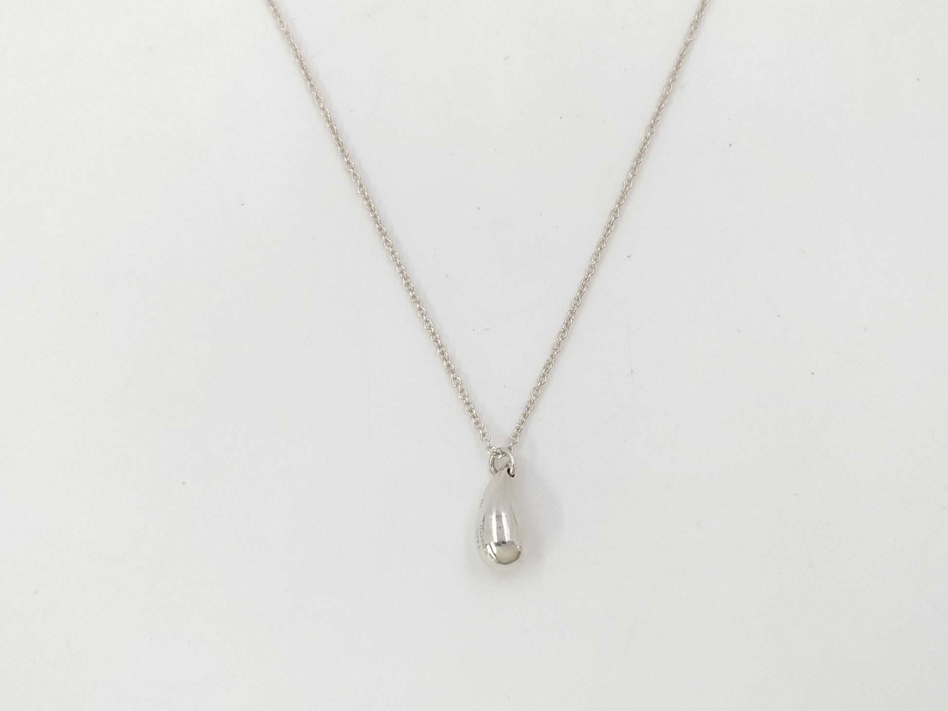 Tiffany&Co. Tiffany Teardrop 3.0g Necklace