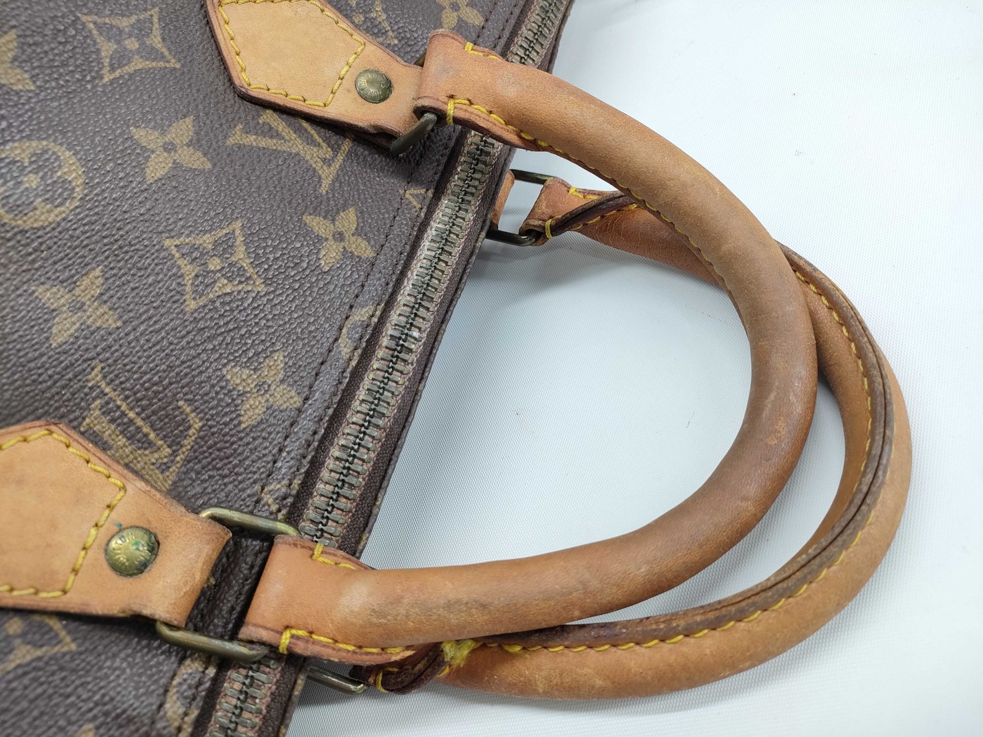LOUIS VUITTON Monogram Louis Vuitton Speedy 35 Monogram Boston Bag Boston Bag